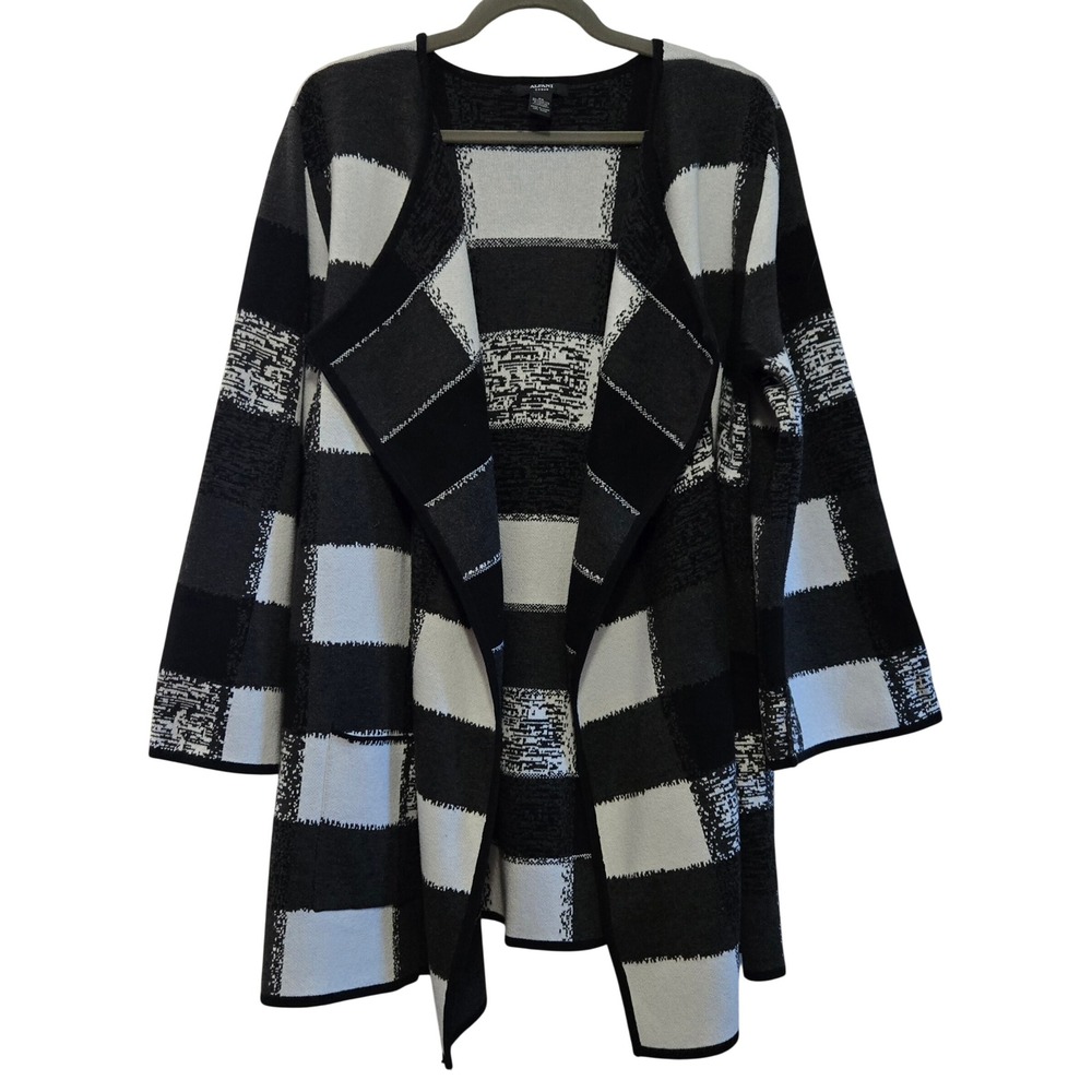 Alfani Woman Cardigan Sweater 2X Black White Colorblock Check Open Front Pockets